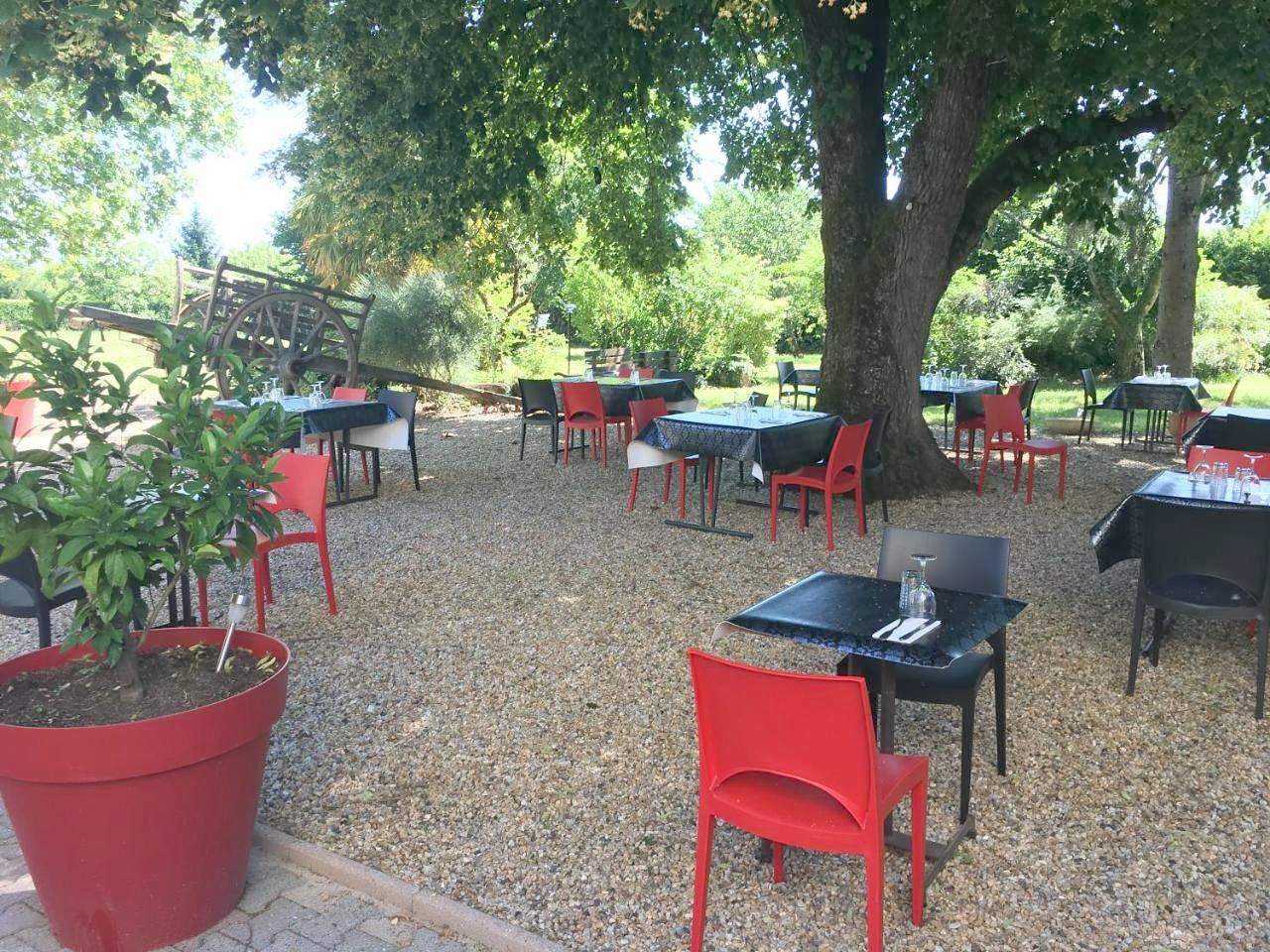 L'Art Dit Vin in Saint-Aigulin, Région de Jonzac