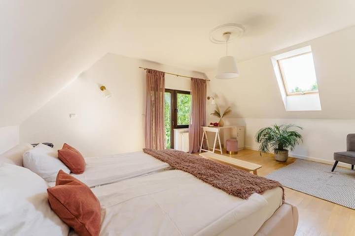 Ferienhaus für 12 Personen, mit Ausblick und Garten, mit Haustier