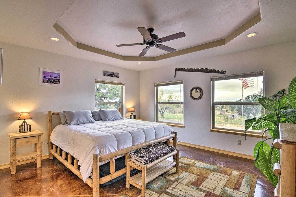 Stunning Home w/ Fire Pit, 11 Mi to Mt Yale! in Buena Vista, Chaffee County