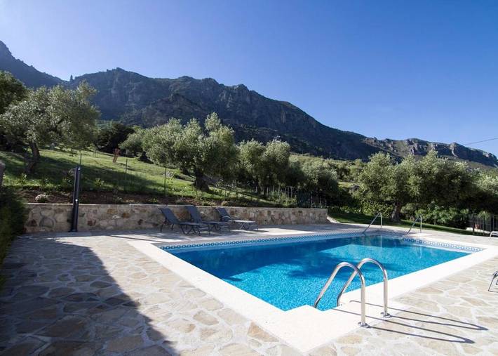 Casa rural para 10 personas, con vistas además de jardín y piscina en Grazalema - 3