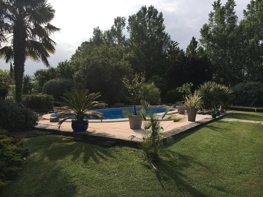 Appartement entier, Logement indépendant très calme dans propriété in Saint-Loubès, Région de Bordeaux