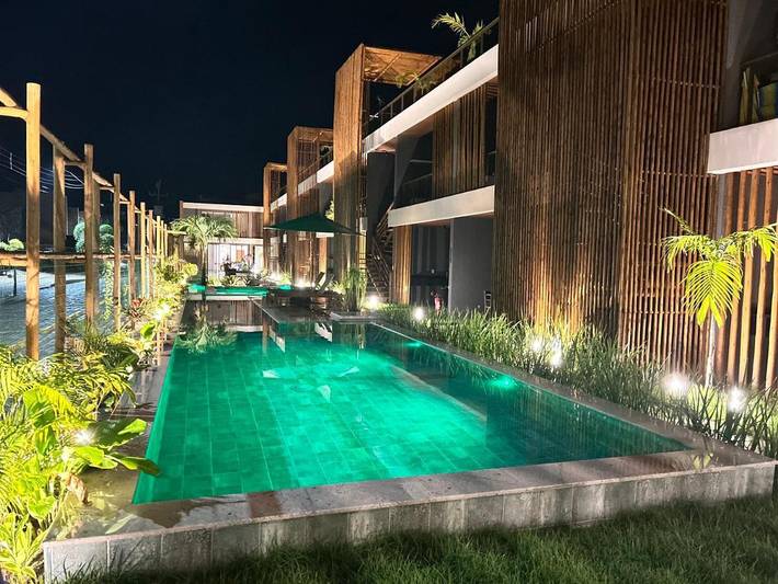 Casas e apartamentos de temporada para 3 pessoas, com jardim e piscina e ainda vista em Porto de Pedras