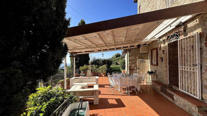 Ferienhaus für 8 Personen, mit Pool und Balkon in Lucca - 4