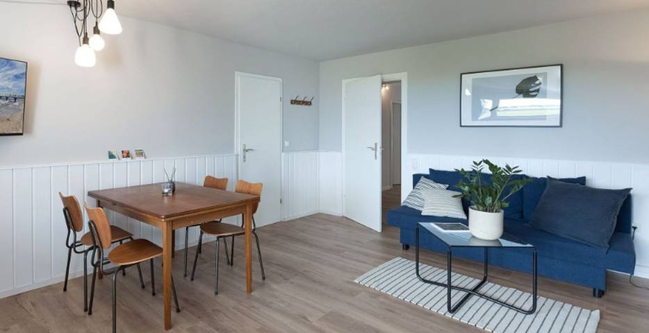 Ferienwohnung für 3 Personen, mit Sauna und Seeblick sowie Garten und Ausblick, mit Haustier in Rettin