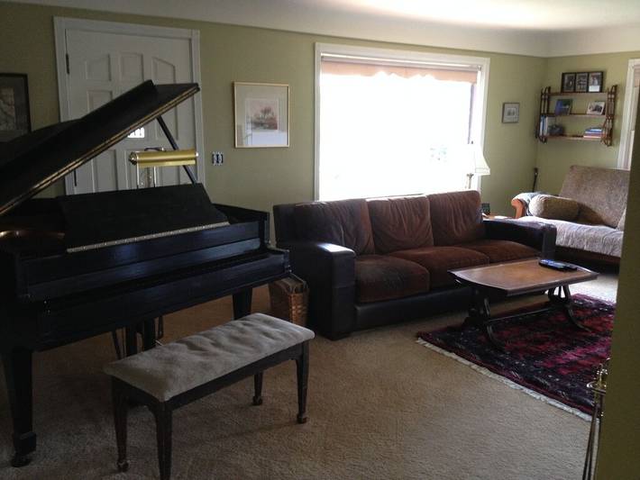 Holiday rental for 9 people, with garden and balcony in the USA
