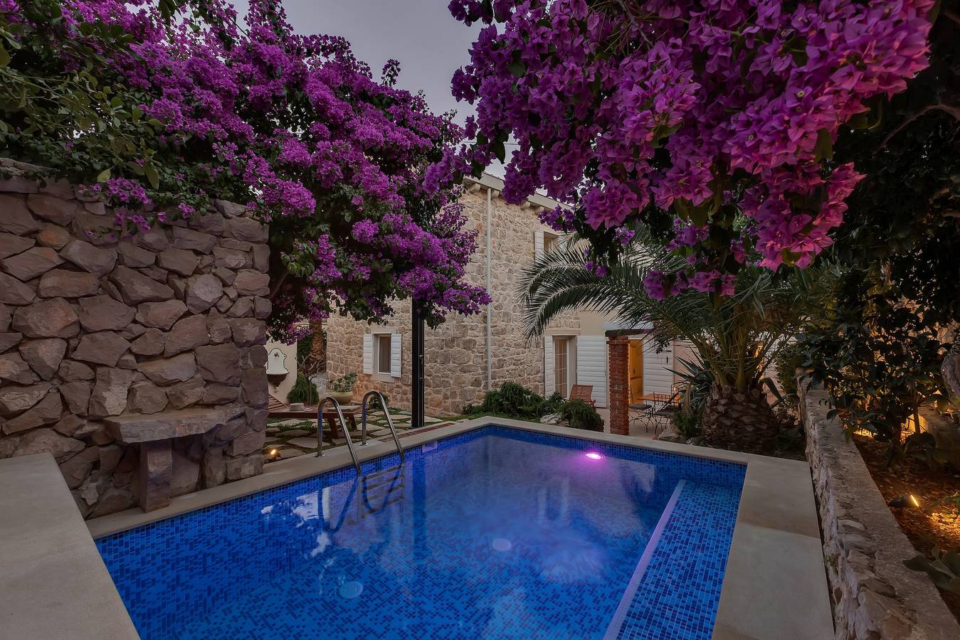 3-Zimmer-Haus mit Terrasse und Meerblick Sutivan, Brac K-16300 in Sutivan, Brac