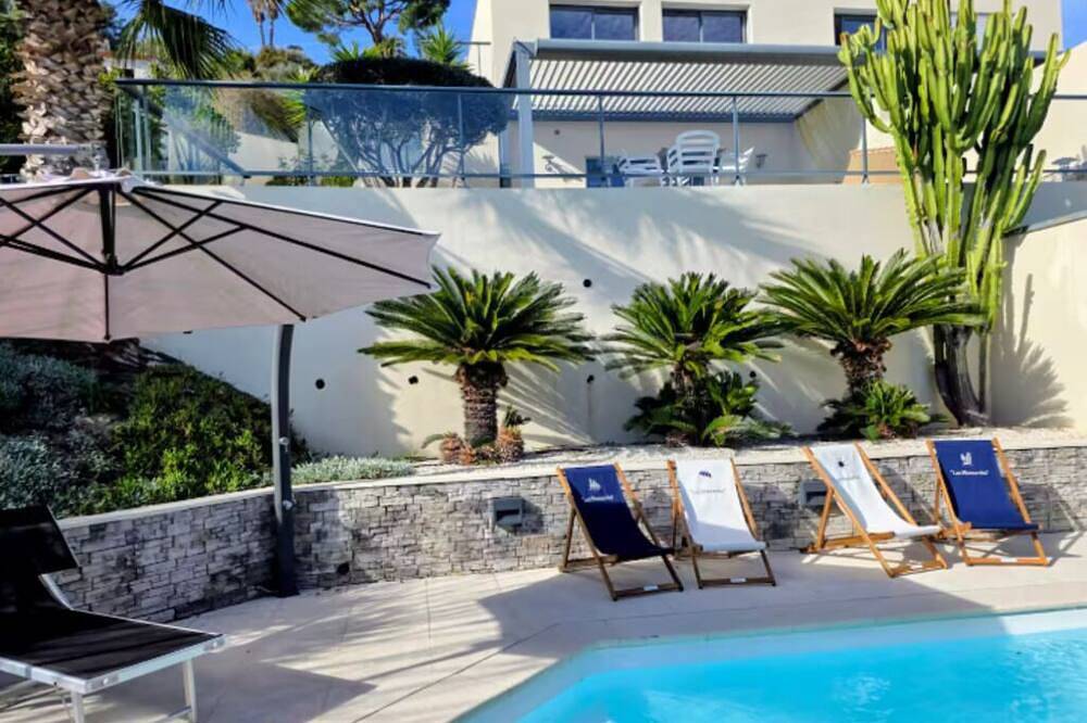 Exceptional sea view villa with pool in La Colle-sur-Loup, Mittelmeerküste (Frankreich)