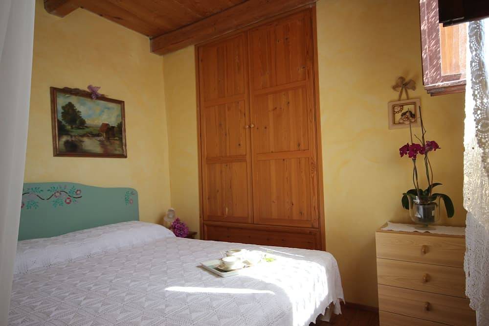 Ganze Wohnung, Mittelalterlicher Turm der Casetta in Porto San Giorgio, Fermo Provinz