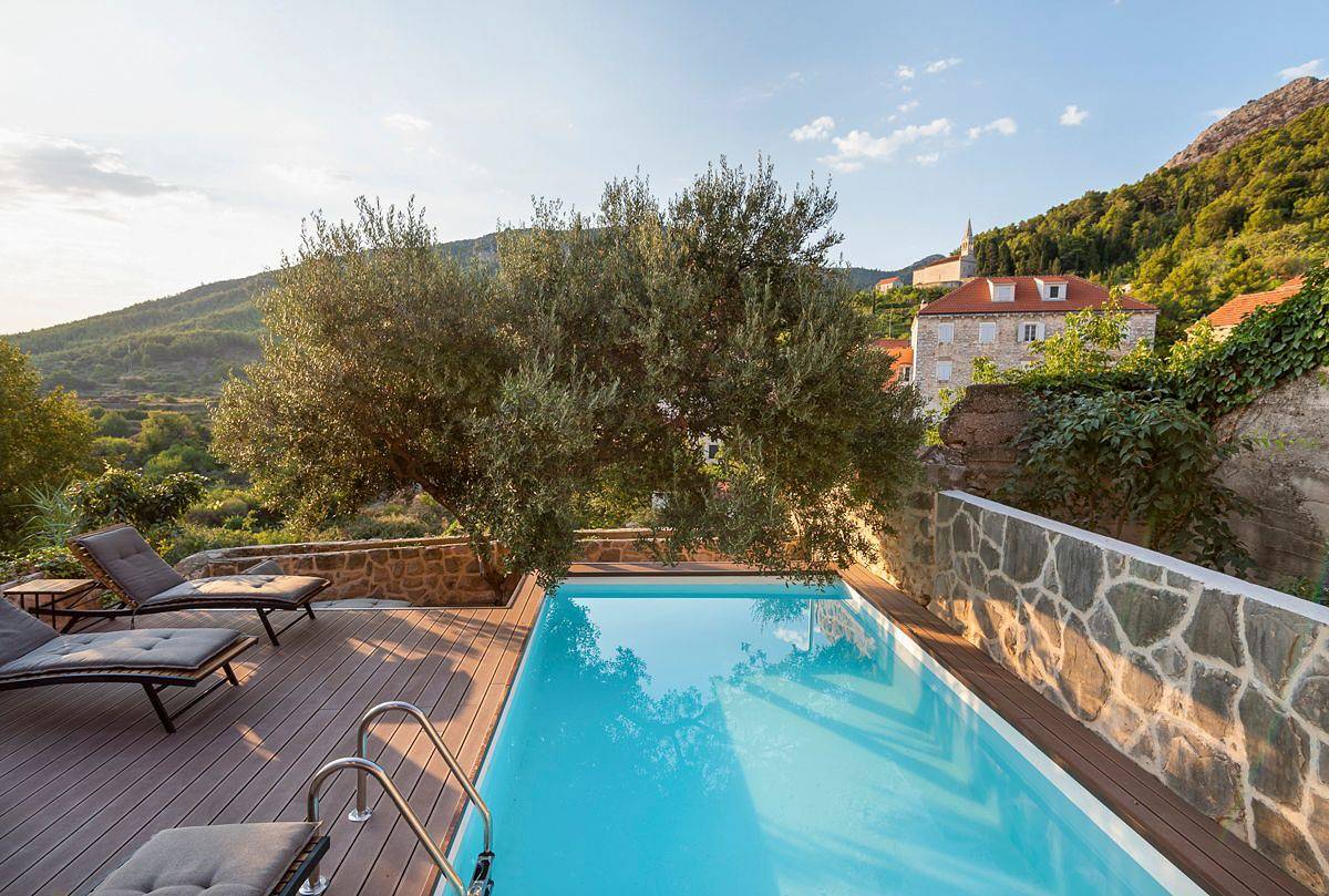 Villa for 6 People in Pitve, Hvar