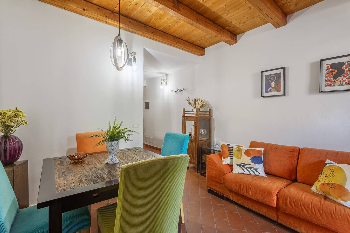 Apartamento entero, Apartamento 'Mau House 44' con terraza privada, Wi-Fi y aire acondicionado in Palermo, Provincia de Palermo