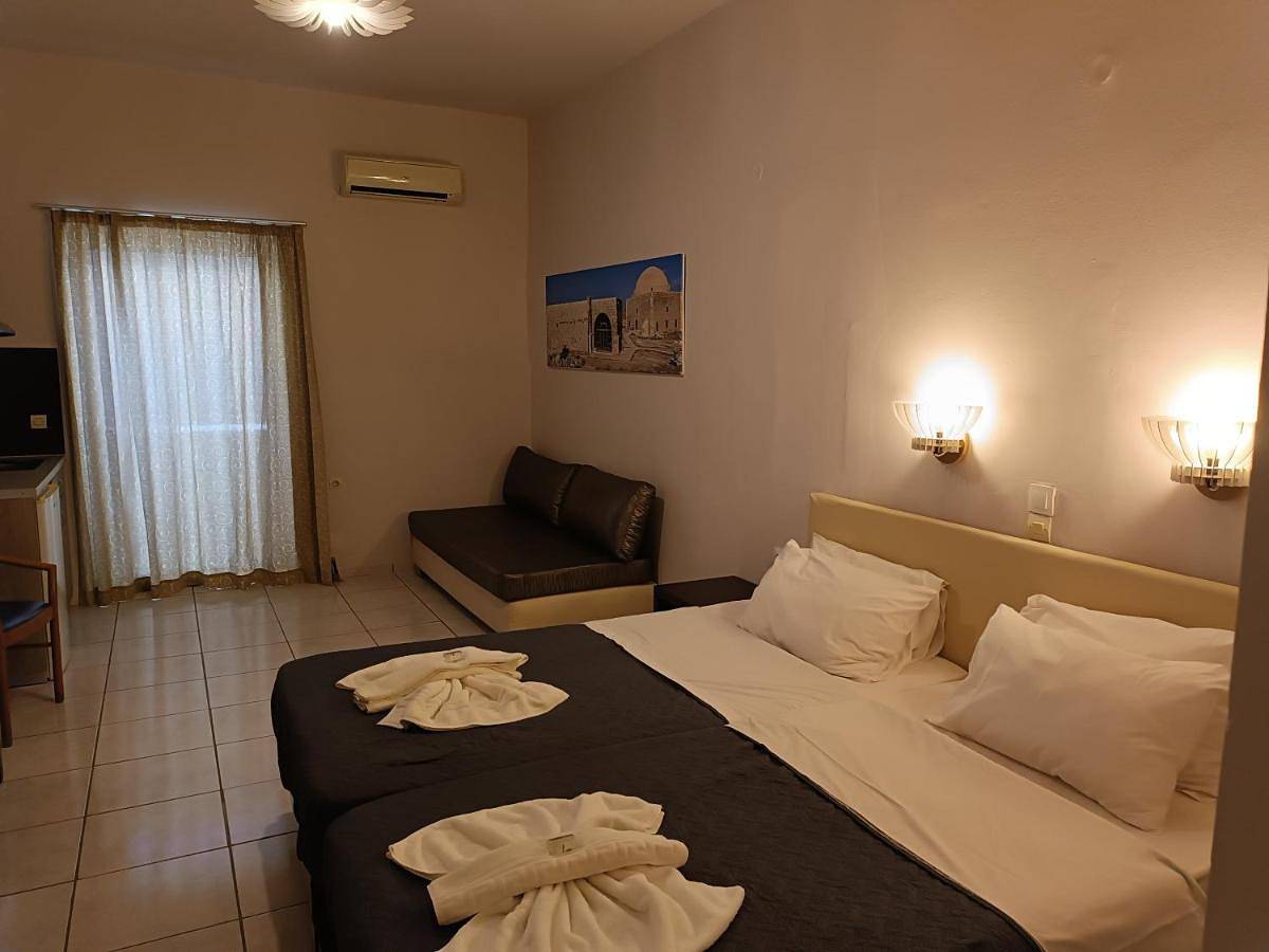 Double Room with Balcony in Région de Réthymnon