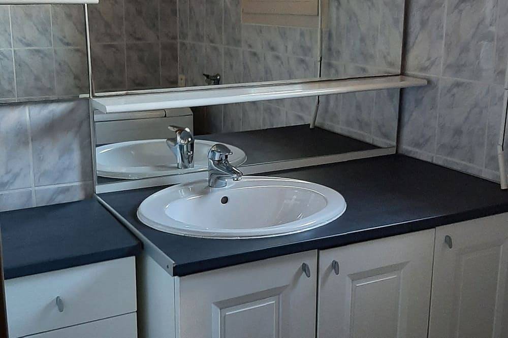 Ganze Wohnung, Landhaus mit Blick aufs Meer in Cancale, Mont-Saint-Michel-Bucht