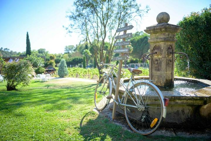 Location de vacances pour 4 personnes, avec vue ainsi que terrasse et jardin, animaux acceptés à Pierrefeu-du-Var - 3