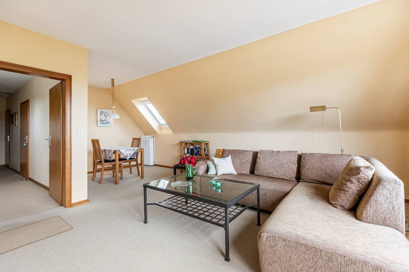 Ganze Wohnung, Gemütliche Ferienwohnung in Marne mit Balkon und Wlan in Marne, Nordseeküste