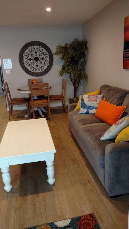 Ganze Wohnung, Ocean Front Condo - 1 Schlafzimmer / Bad - 4 Personen - im Jahr 2017 renoviert in Oceanlake, Lincoln City