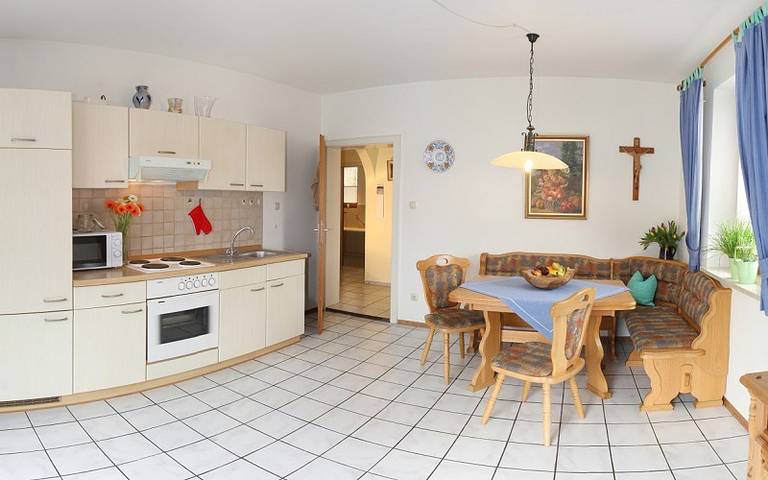 Ferienwohnung für 5 Personen, mit Garten und Terrasse in Bernau am Chiemsee - 4