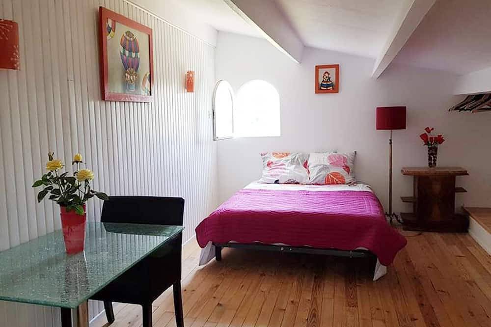 Appartement entier, Zak expérience in Générac, Côte méditerranéenne (France)