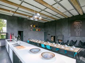 Maison De Vacances pour 21 Personnes dans Anhée, Région de Namur, Photo 1