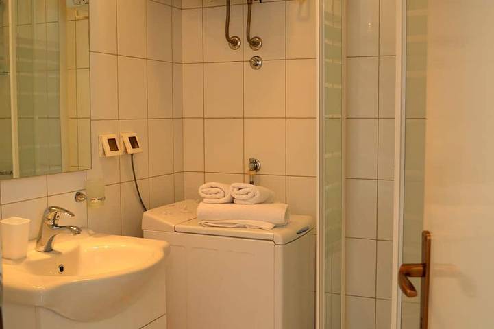 Ganze Wohnung, Wunderschönes Studio-Apartment in Lapad mit Meerblick in Dubrovnik, Grad Dubrovnik
