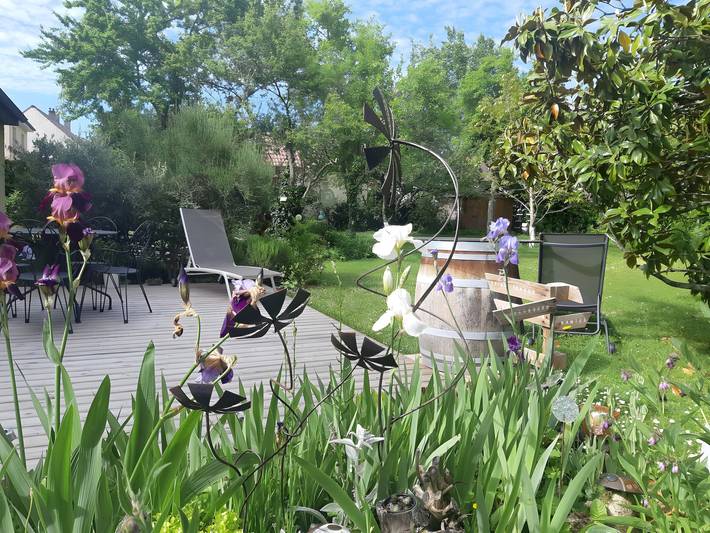 Chambre d’hôte pour 3 personnes, avec Jardin à Sassangy
