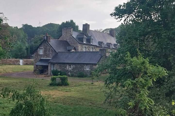 Gîte pour 8 personnes, avec Terrasse et Jardin