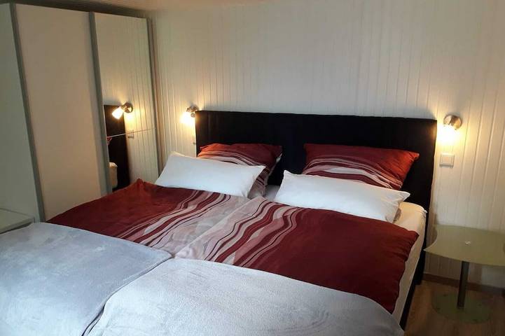 Blockhütte für 4 Personen, mit Terrasse und Garten, mit Haustier in Scharbeutz - 3