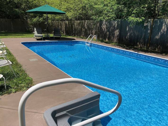 Vacation rental for 8 people, with terrace and yard in Woodstock