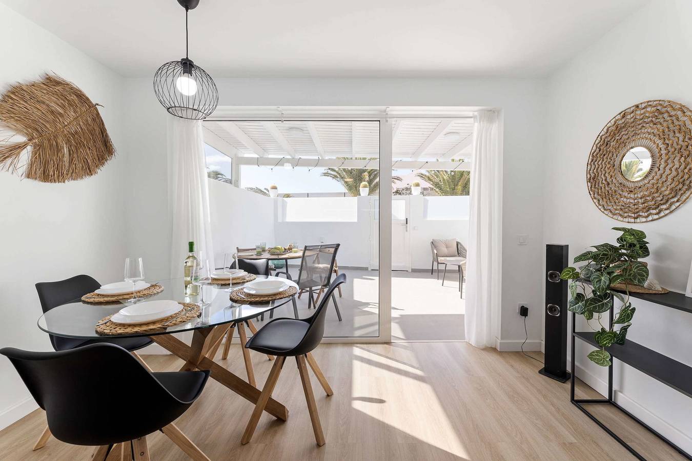 Apartamento entero, Ferlen House  Ocean Breeze Retreat in Playa Honda in Playa Honda, San Bartolomé