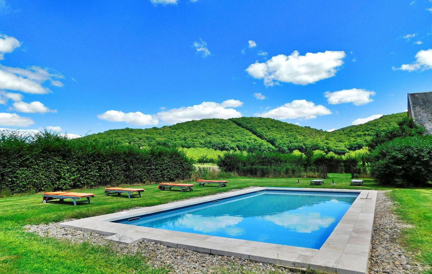 Appartement de luxe avec parking, piscine et WiFi près de Domme in Domme, Périgord Noir