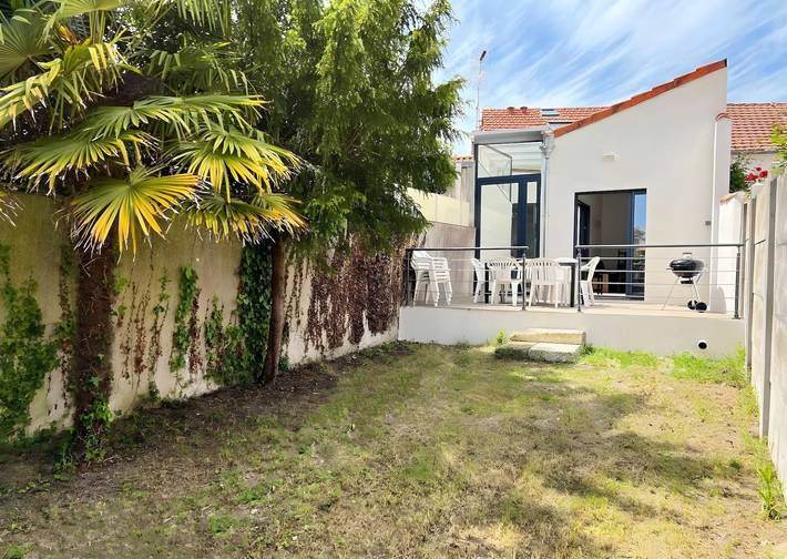 Casa con jardín cerca de la playa sur y del centro de Fouras in Fouras, Region de Rochefort