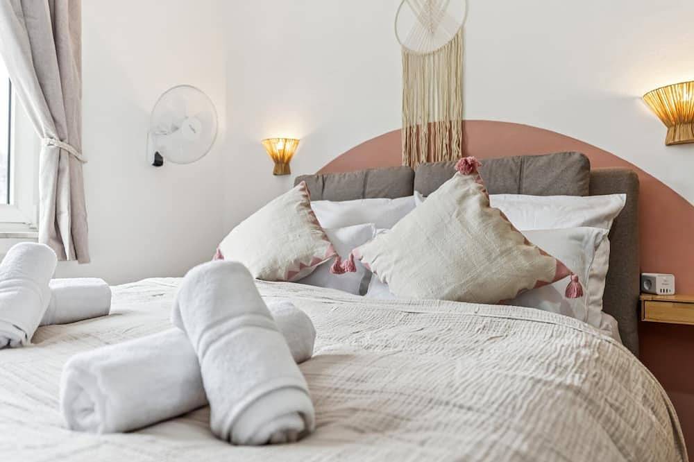 Entire apartment, Hellohome I Feel-good Design I Boxspring I Free Parking I City apartment ‘Happy’ in Viewegs Garten- Bebelhof, Braunschweig (Germany)