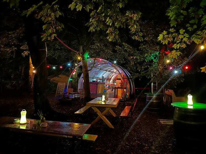 Ferienhaus, mit Whirlpool und Terrasse sowie Garten in Groningen
