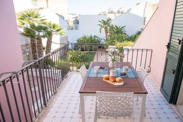 Ferienwohnung für 5 Personen, mit Garten und Terrasse in Marina di Ragusa