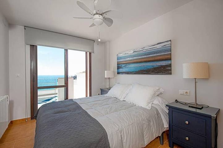 Lovely house with sunny terraces, heated pool and sauna in La Herradura, Almuñecar