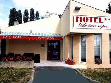 Hôtel pour 2 personnes, avec jardin et terrasse à Barbezieux-Saint-Hilaire