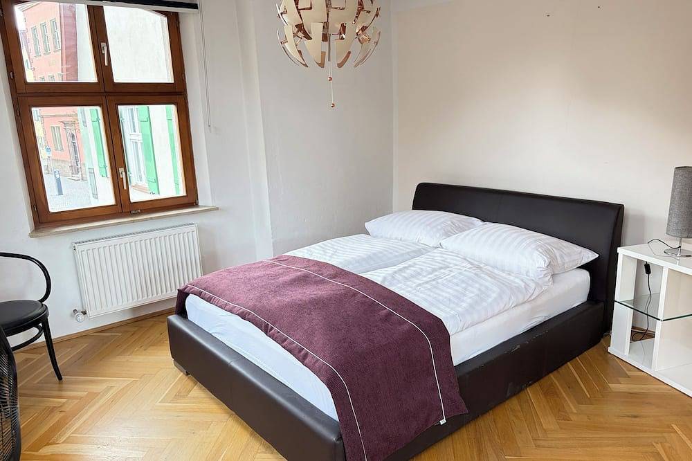 Ganze Wohnung, Altstadtwohnung, 80 qm in bester Lage- Dinkelsbühl in Dinkelsbühl, Romantische Straße
