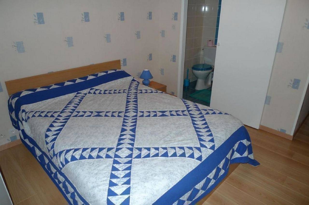 Double Room in Cozes, Région de Saintes