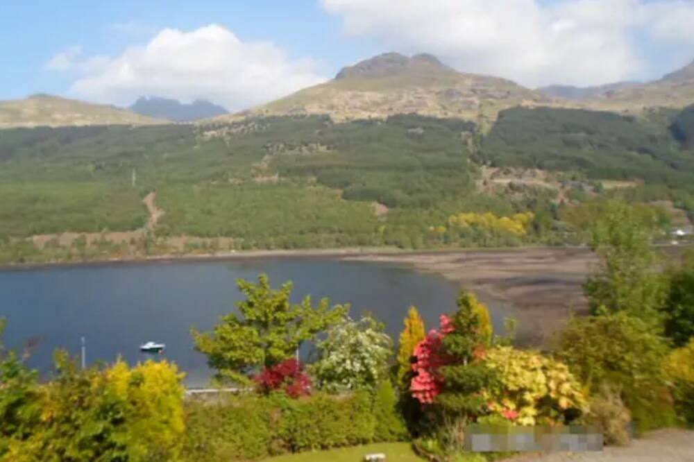 Log Cabin for 12 People in Loch Lomond, Argyll & Bute