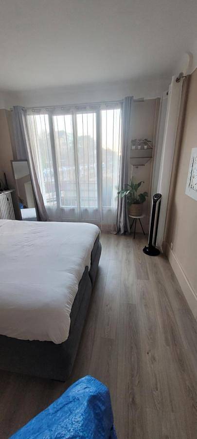 Gîte pour 4 personnes, avec terrasse et vue à Saint-Cloud - 2