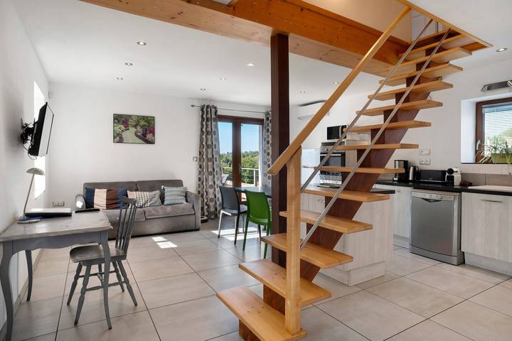 Holiday Home 'La Maison De Pierre' with Private Terrace, Wi-Fi and Air Conditioning in La Chapelle-de-la-Tour, La Tour-du-Pin region