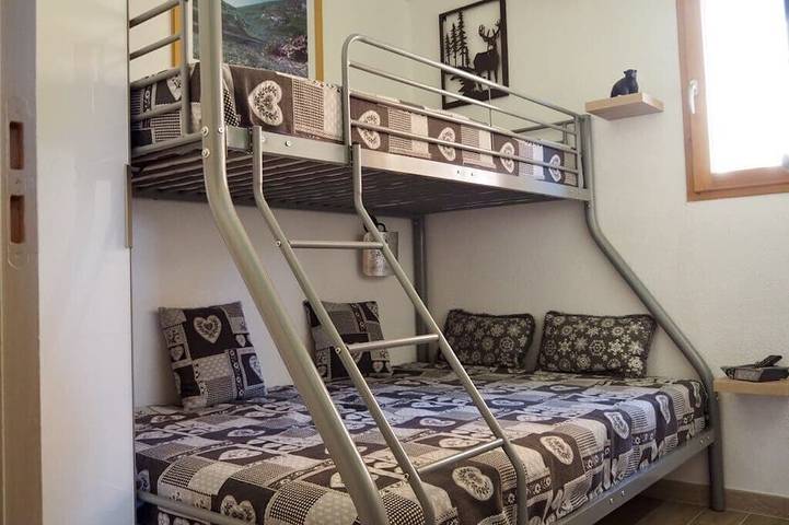 Chalet pour 7 personnes, avec terrasse et piscine, animaux acceptés à Puy-Saint-Vincent - 4