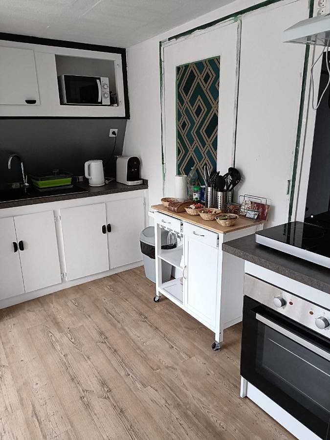 One-Bedroom House in Maincy, Seine-et-Marne