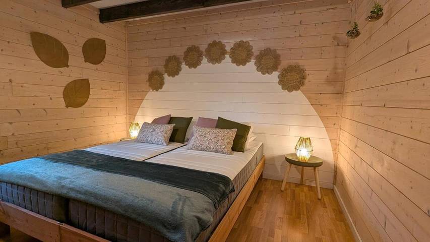 Chalet pour 7 personnes, avec jardin et piscine, animaux acceptés
