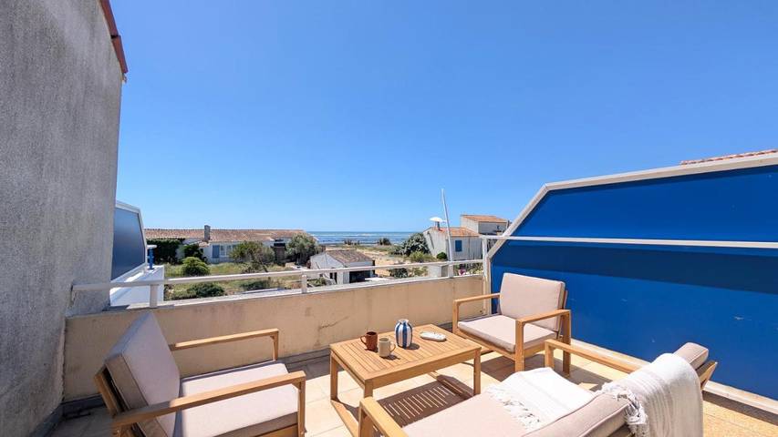 Appartement de vacances pour 4 personnes, avec Balcon et Terrasse ainsi que Piscine et Vue