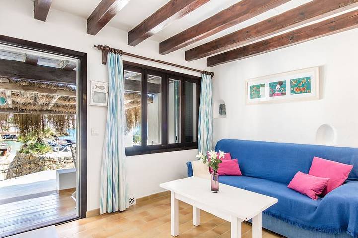 Casa rural para 4 personas, con terraza - 1
