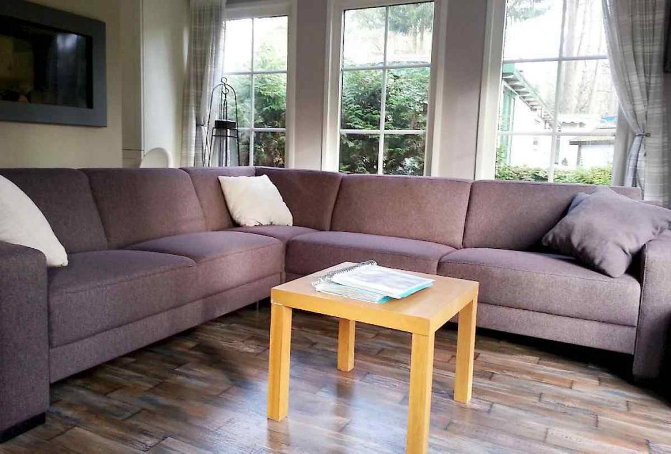 Beautiful 6-person holiday bungalow with free internet! in Veluwe