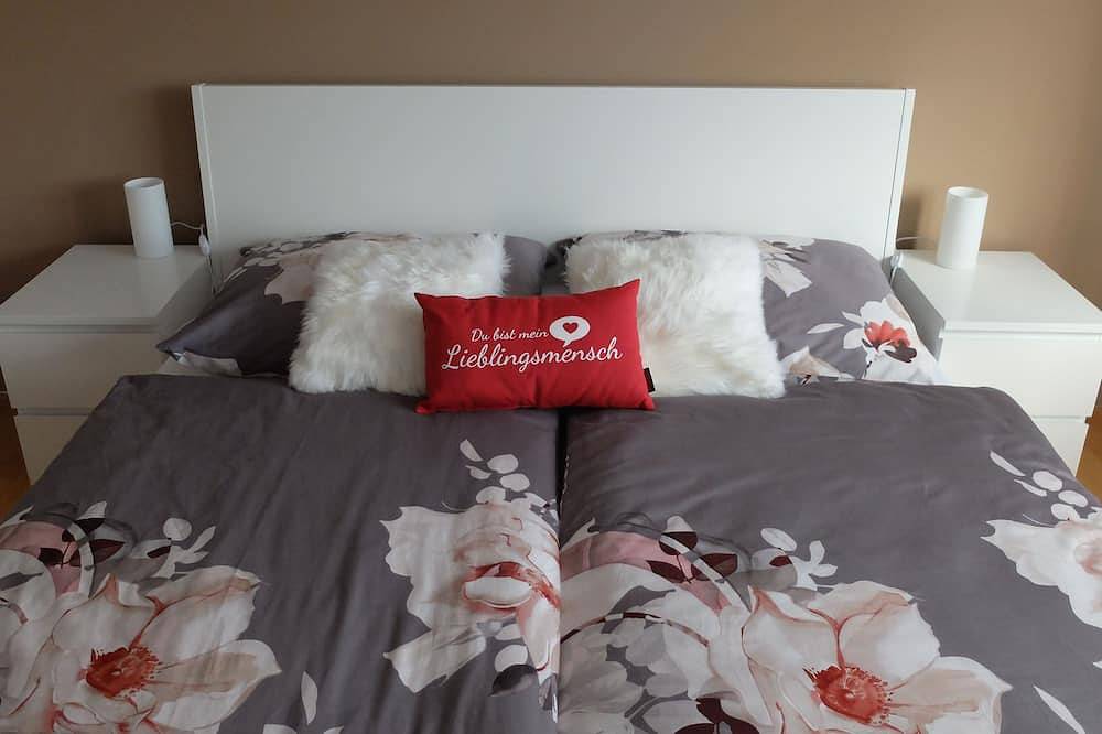 Ganze Wohnung, Ferienwohnung Elsa, Blick auf die Berge in Höchst, Bodensee-Vorarlberg