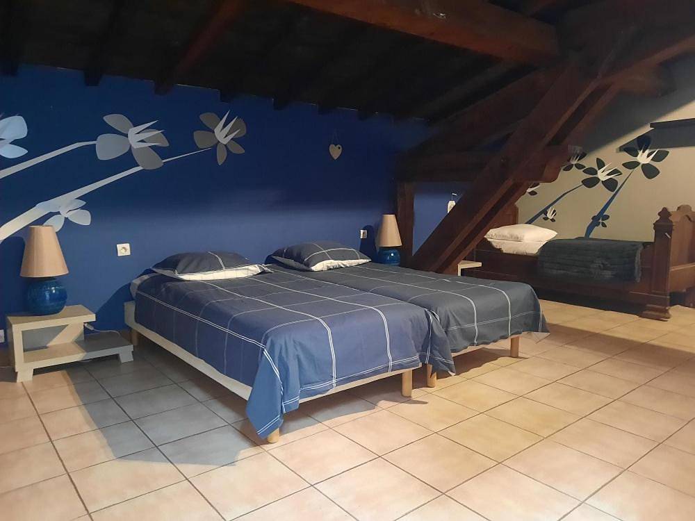 Triple Room with Bathroom in Palaja, Région de Carcassonne