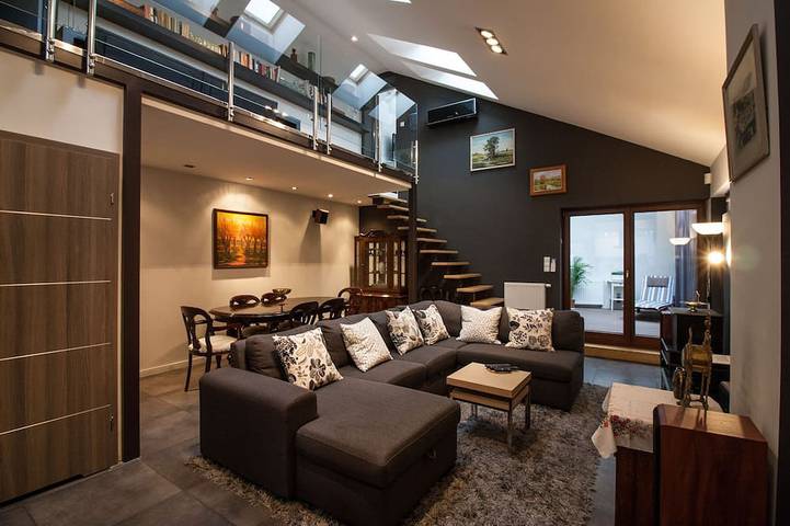 Vacation rental for 7 people, with sauna and hot tub as well as balcony in Cracow