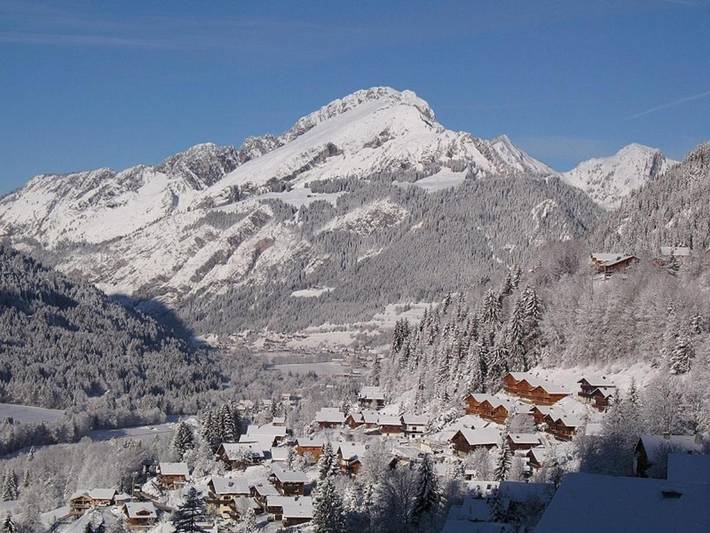 Hôtel pour 2 personnes, avec vue et balcon à Chatel - 3